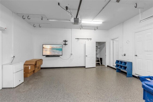 Building Photo - 5469 46th Ct W