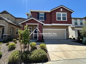 Building Photo - Beautiful Newer Folsom 4bd/2.5ba in Gated Community!