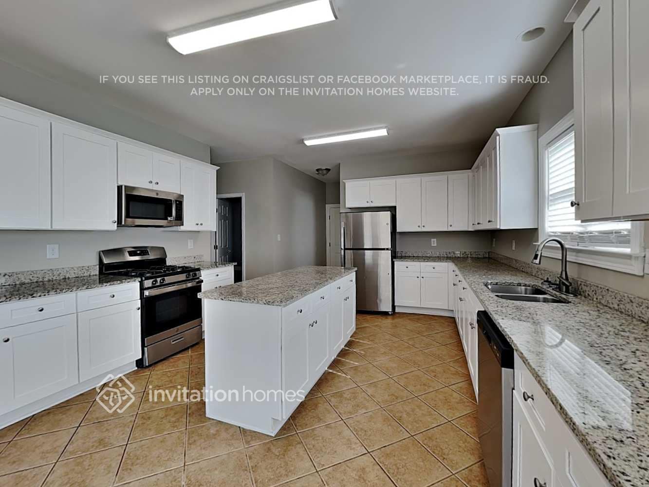 Building Photo - 1135 Rowanshyre Cir