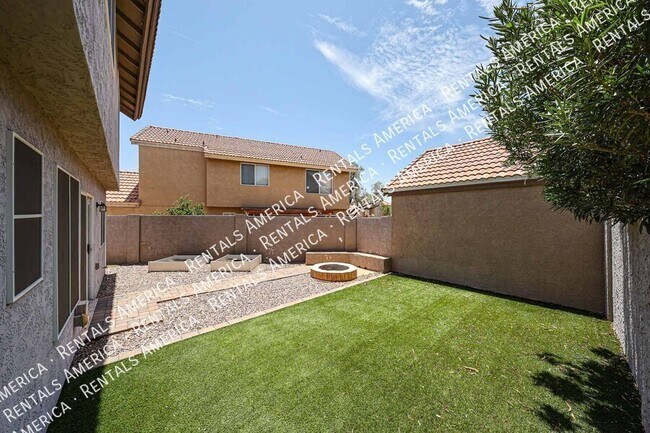 Building Photo - 3829 E Ironwood Dr