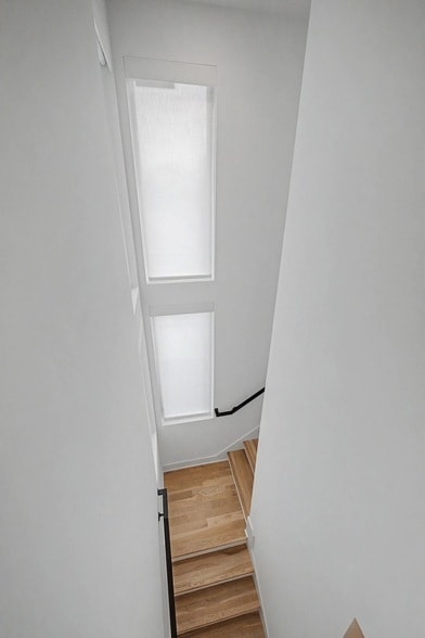 Building Photo - 2510 Barclay Dr