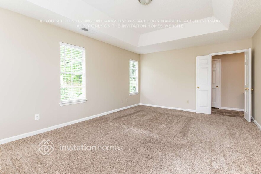 Building Photo - 2525 Ivy Stone Trail