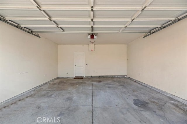 Building Photo - 637 N Fairview St