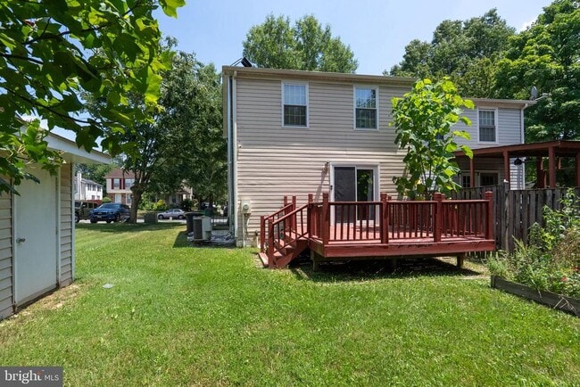 Building Photo - 10522 Lime Tree Way