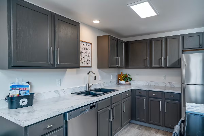 Building Photo - 1430 3rd Ave E