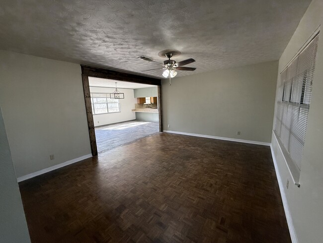 Building Photo - 7765 Coburn Dr