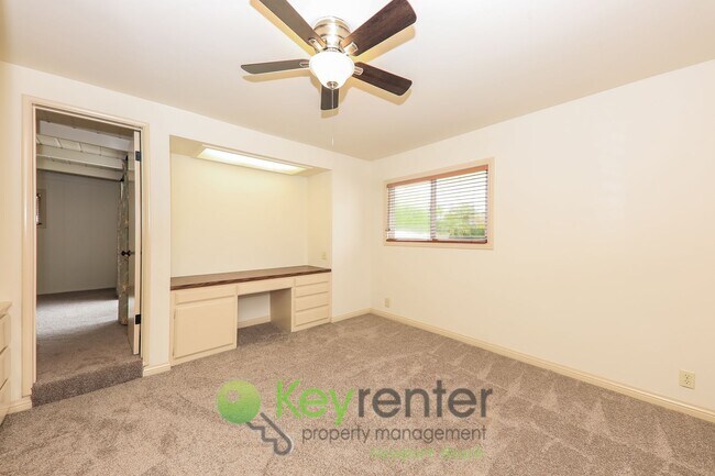 Building Photo - 3 Bedroom 2 bathroom in the heart of Orange
