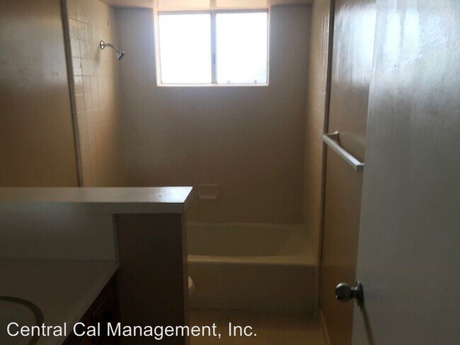 Building Photo - 5103 Appleblossom Dr