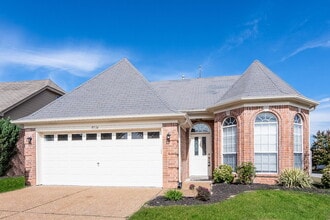 Building Photo - 9714 Java Cove