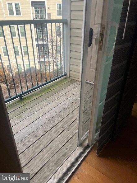 Building Photo - 2465 Army Navy Dr