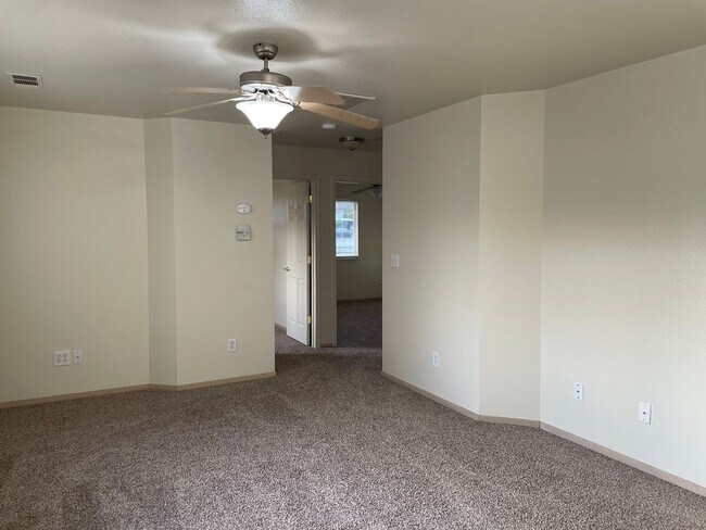 Building Photo - sout1067