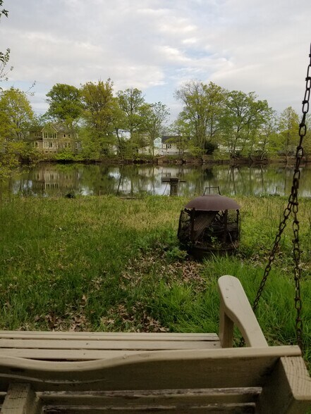 Building Photo - 30 Hobson Ave