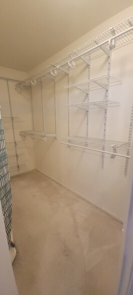 Building Photo - 8552 Harvest House Way