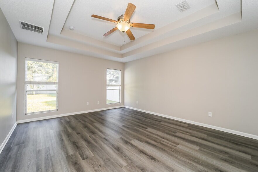 Building Photo - 100 Corral Cir