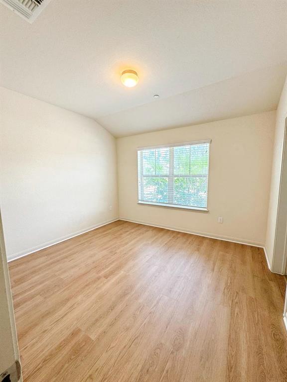Building Photo - 1620 Bryant Dr