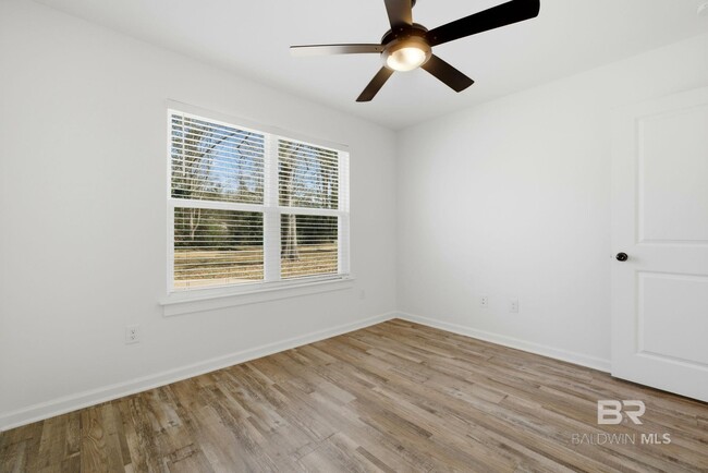 Building Photo - 22771 Racine St