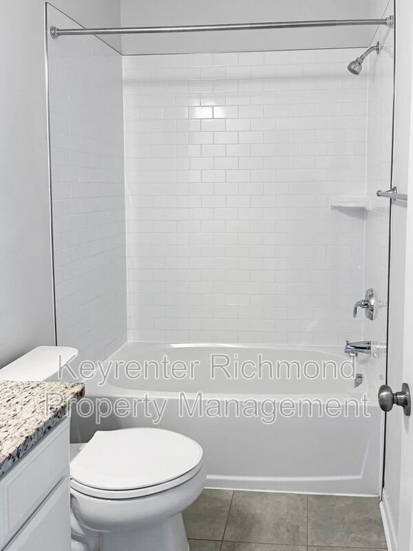 Building Photo - 719 McCormick Farm Dr