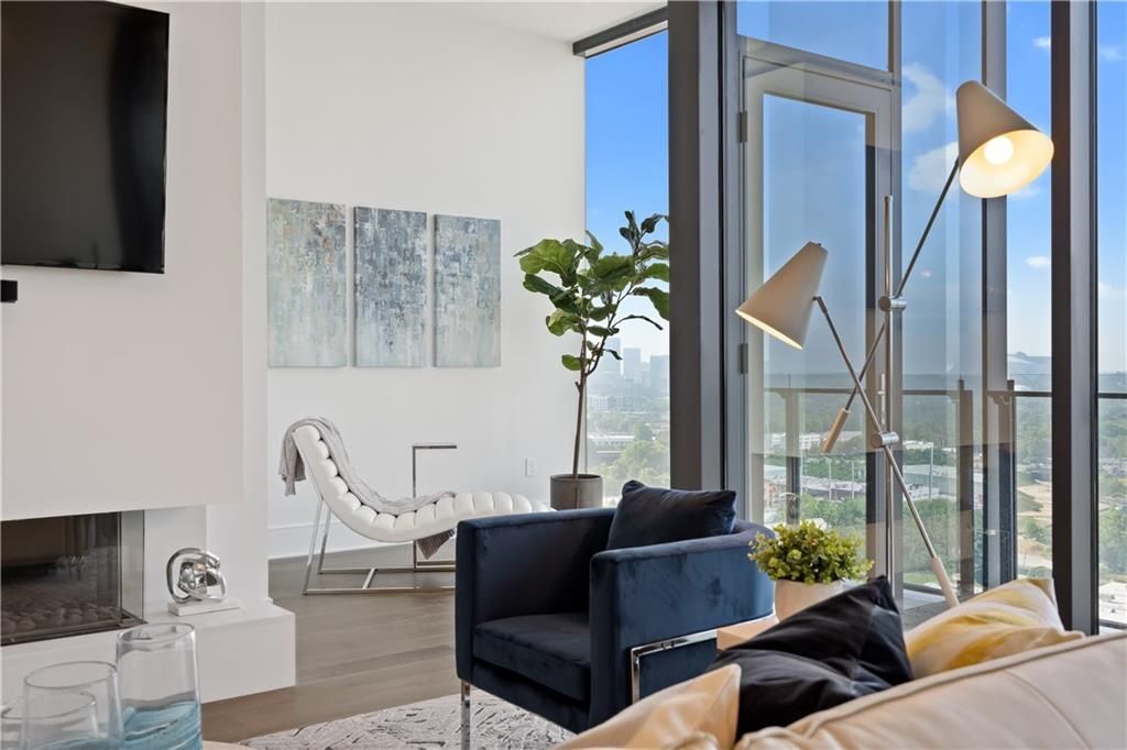 Building Photo - 788 West Marietta St NW