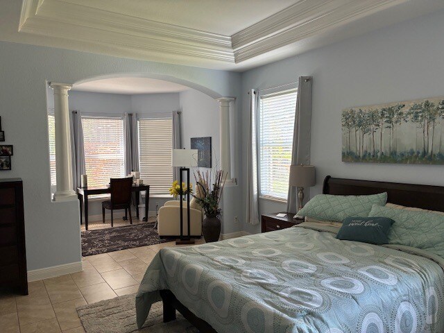 Building Photo - 8509 S Lake Cir