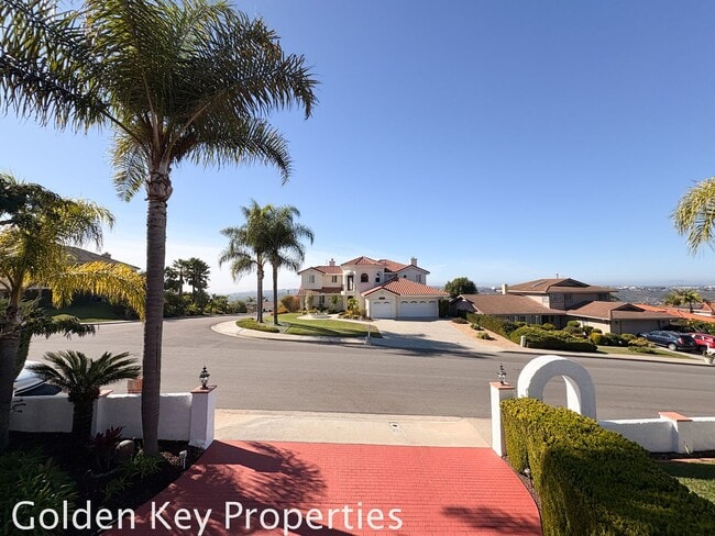 Building Photo - Welcome to this stunning 4-bedroom, 3-bathroom home located in the desirable La Costa neighborhoo...