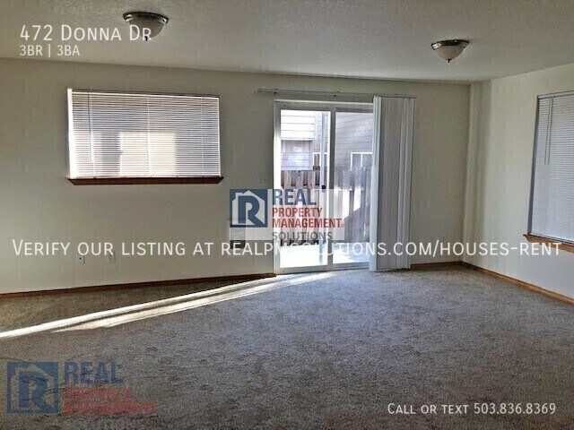 Building Photo - 472 Donna Dr