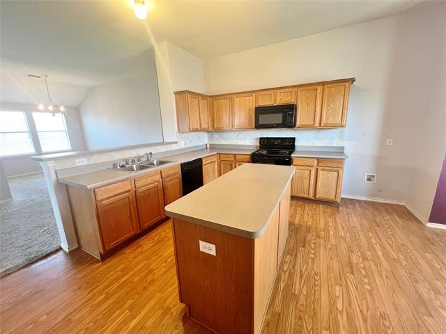 Building Photo - 1616 Logan Dr