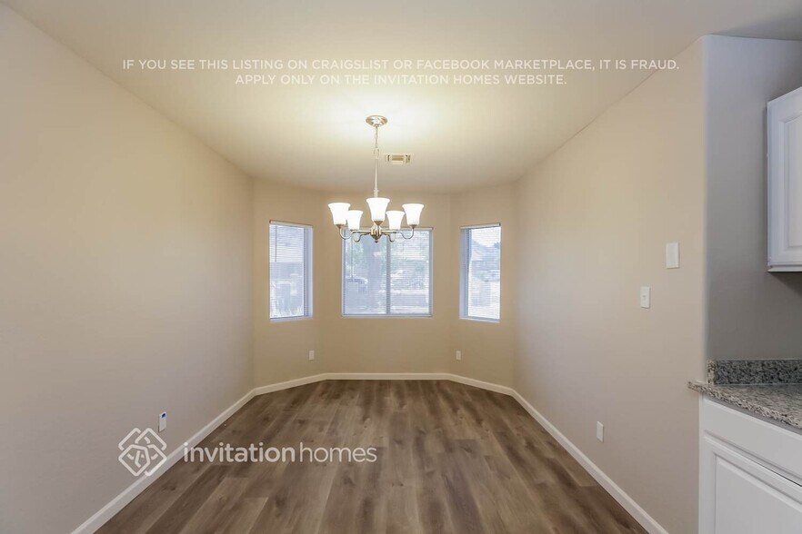 Building Photo - 818 E Ardmore Rd