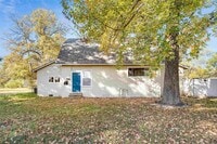 Building Photo - 3100 S Mulberry St