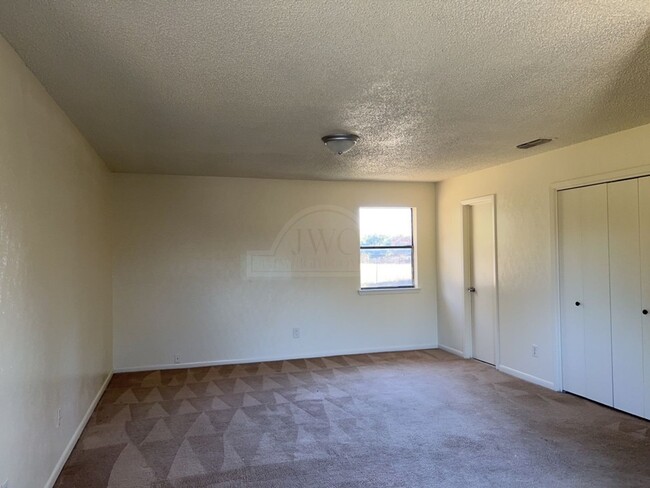 Building Photo - 774 Llewelyn Ln, Killeen