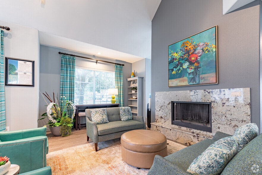 Elan Gardens Apartments 1602 Jacksonkeller San Antonio TX 78213