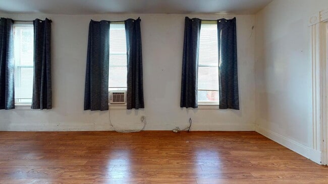 Building Photo - 26 W Hollister St