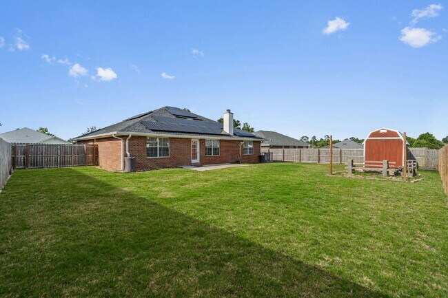 Building Photo - 203 Citadel Ln