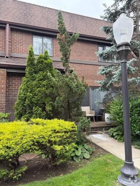 Building Photo - 14 Squirrel Hill