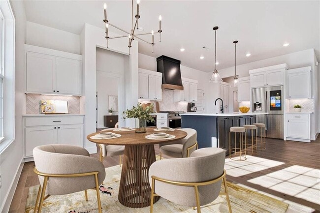 Building Photo - 20 S Kirby Dr