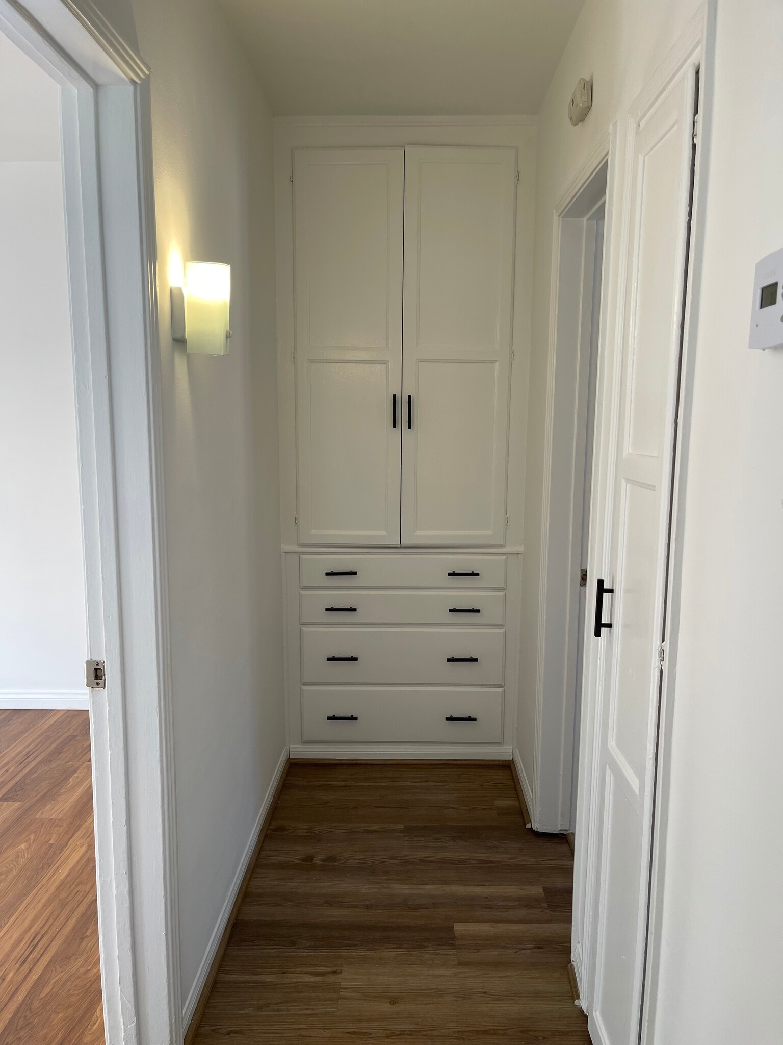 Building Photo - 702 S Pacific Coast Hwy