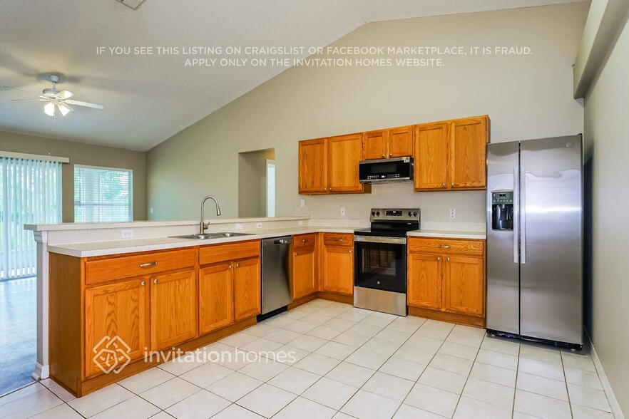 Building Photo - 2759 Kingsdale Dr