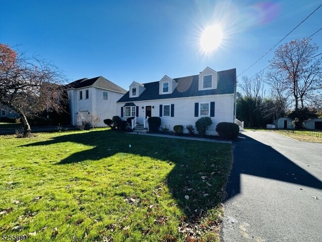 Building Photo - 79 Hawkins Ave