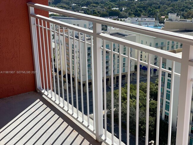 Building Photo - 7350 SW 89th St