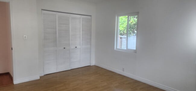 Bedroom - 540 Oak St