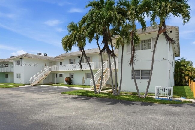 Building Photo - 7680 SW 82nd St