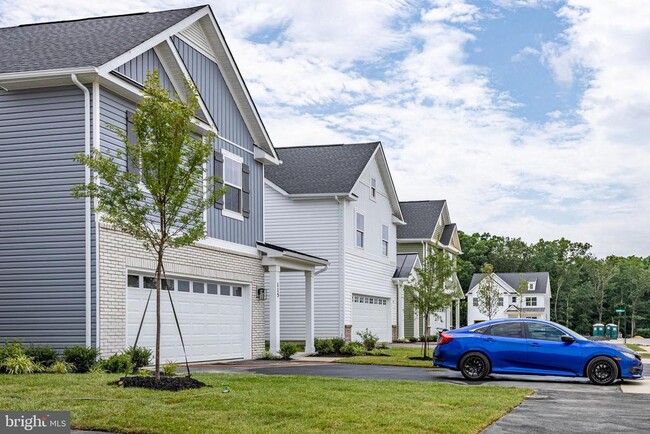 Building Photo - 115 Haida Ln