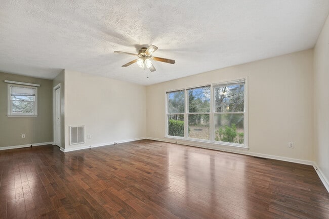 Building Photo - 3841 Williford St