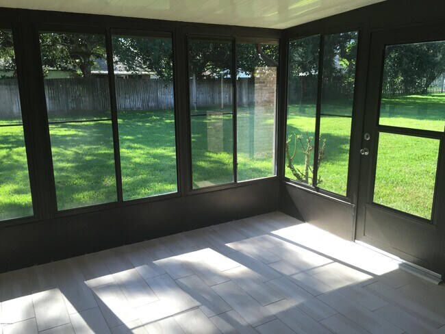 Building Photo - 18 Mayfield Terrace