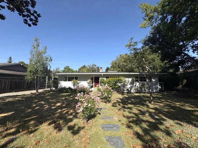 Primary Photo - Charming 4-Bedroom Palo Alto Home with ADU...