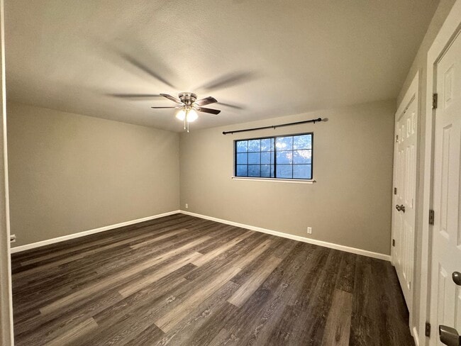 Building Photo - SECOND STORY CONDO WITH BILLS PAID