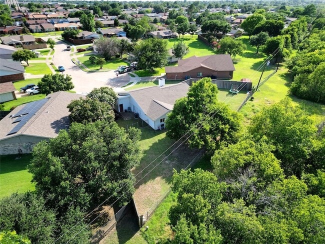 Building Photo - 7216 Langley Ct