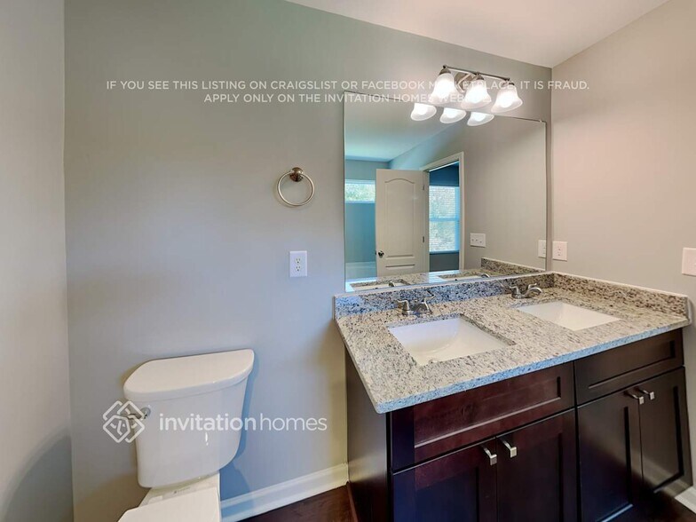 Building Photo - 9907 Paper Tree Rd