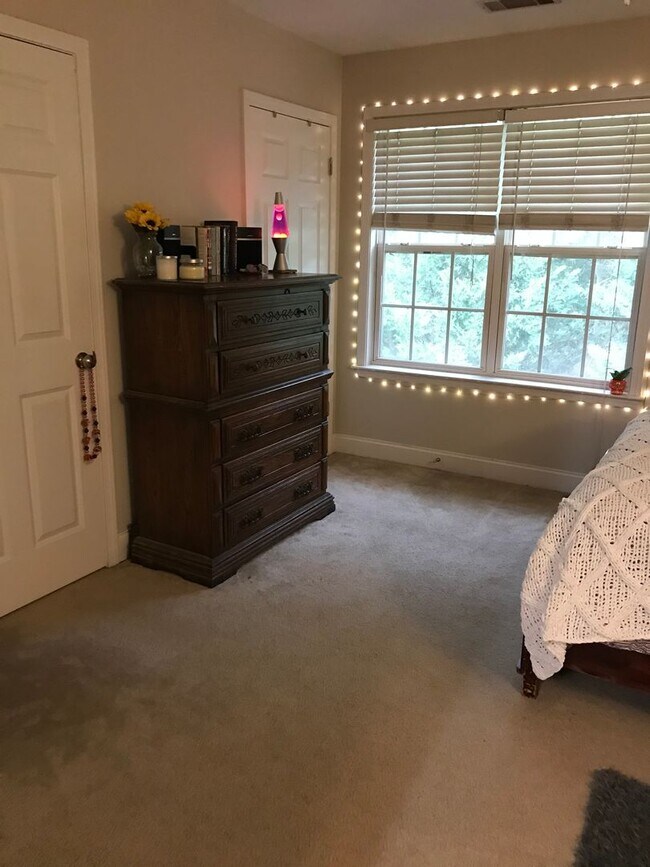 Building Photo - Stones Creek Townhome Condo!