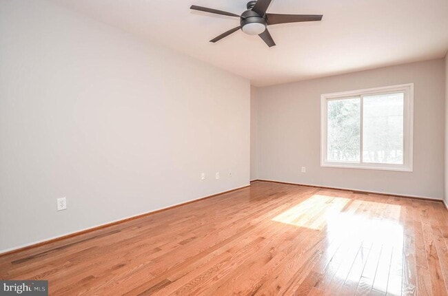 Building Photo - 9316 Jarrett Ct