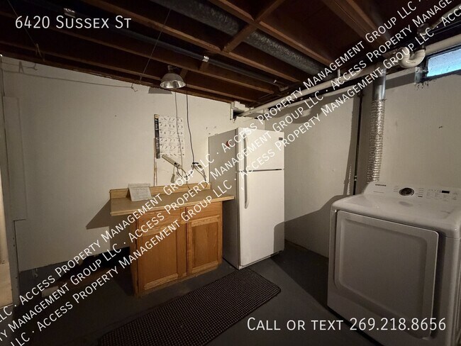 Building Photo - 6420 Sussex St